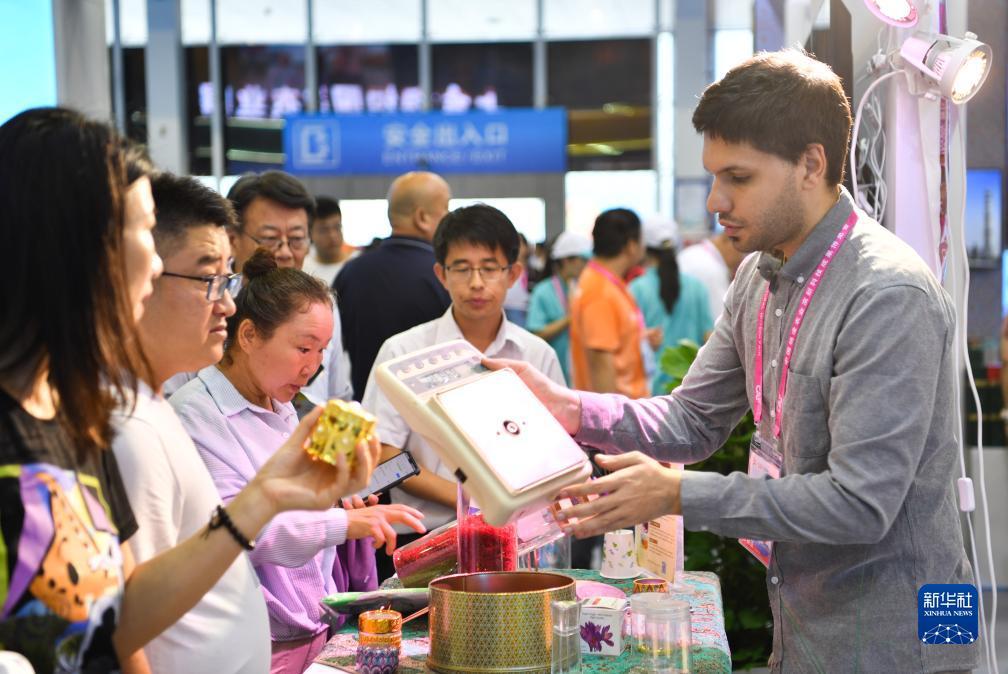 超凡娱乐棋牌